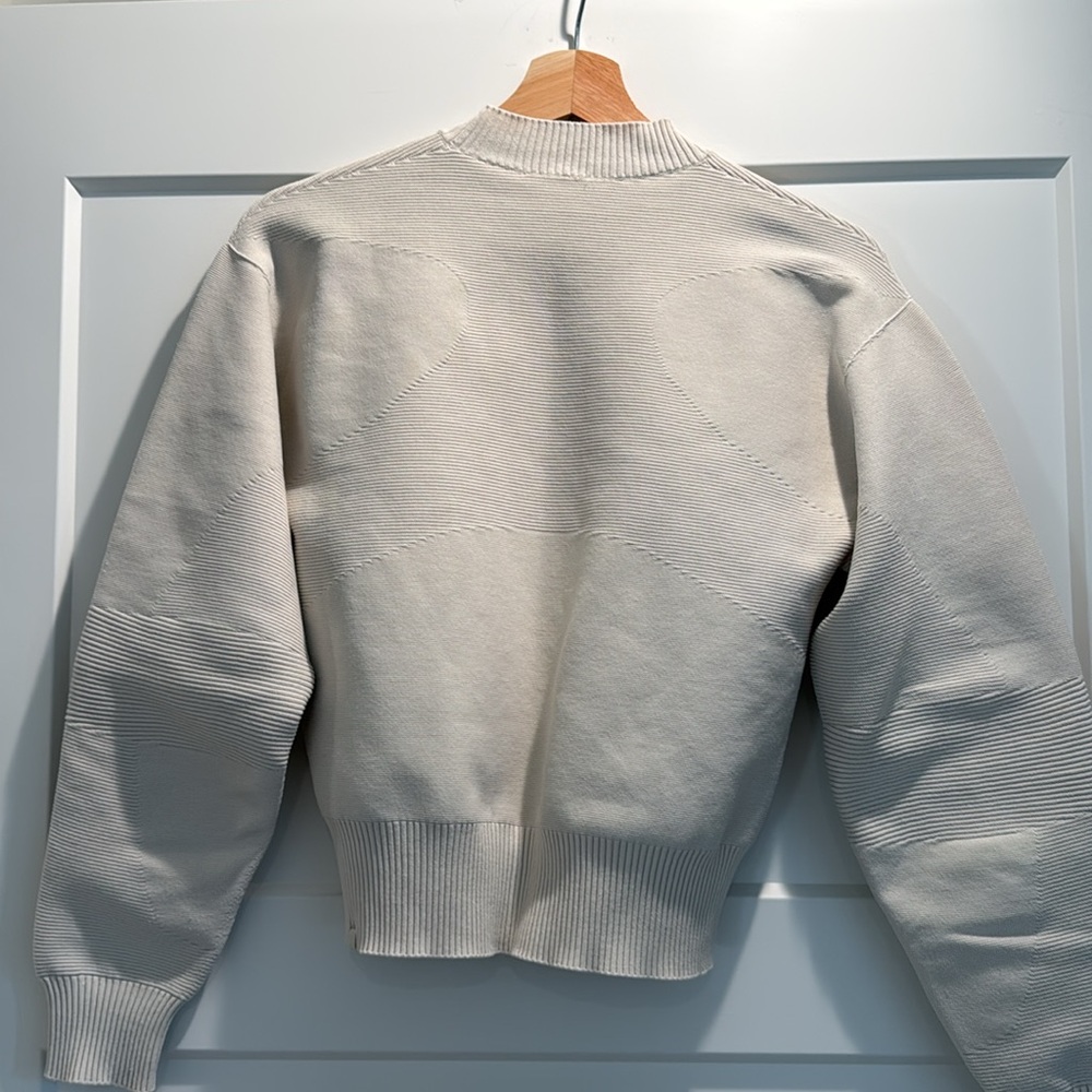 Lululemon Multi-Texture Crewneck Sweater in XS - Picture 9 of 10